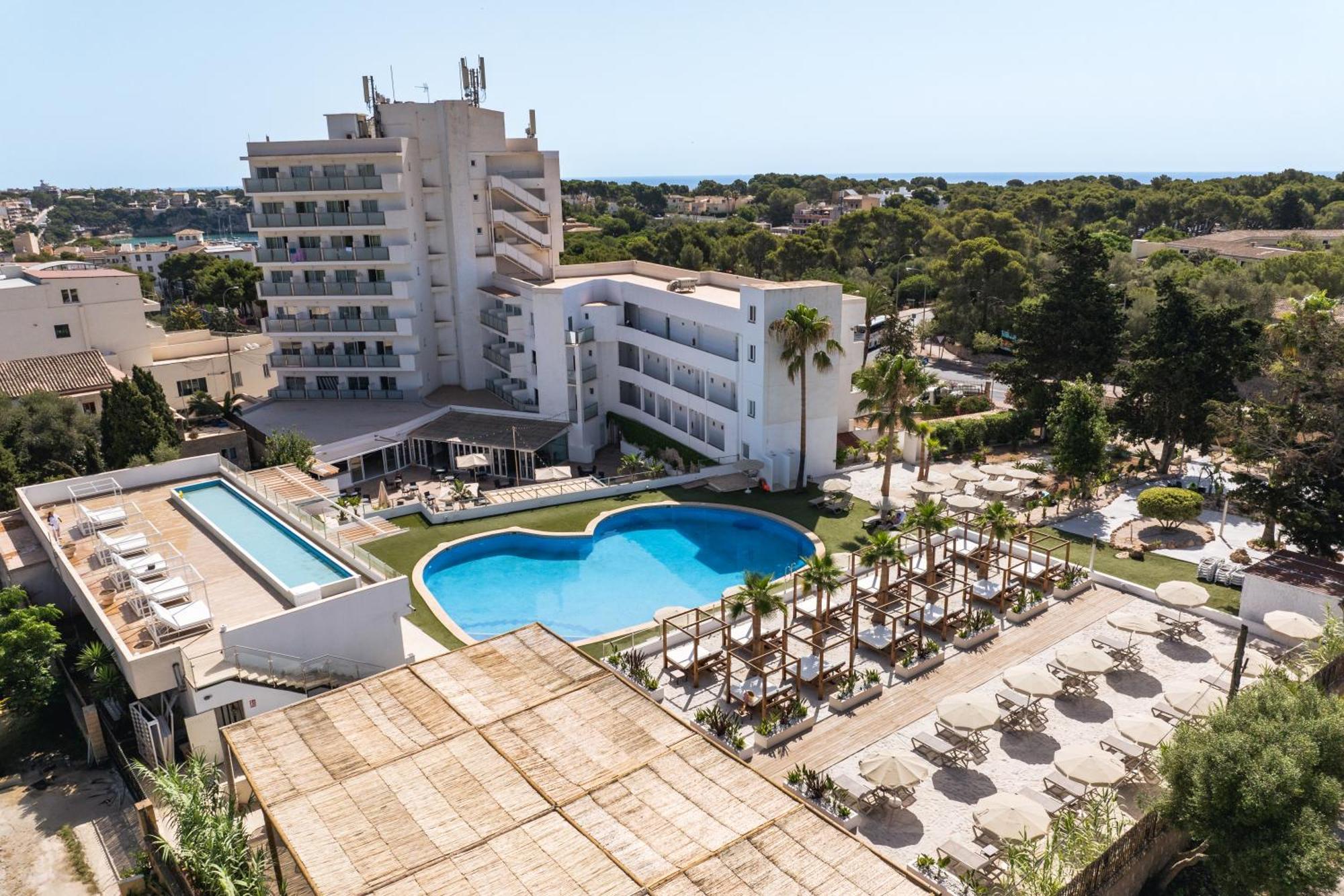 Hotel Ankaa - Adults Only Porto Cristo Exterior photo