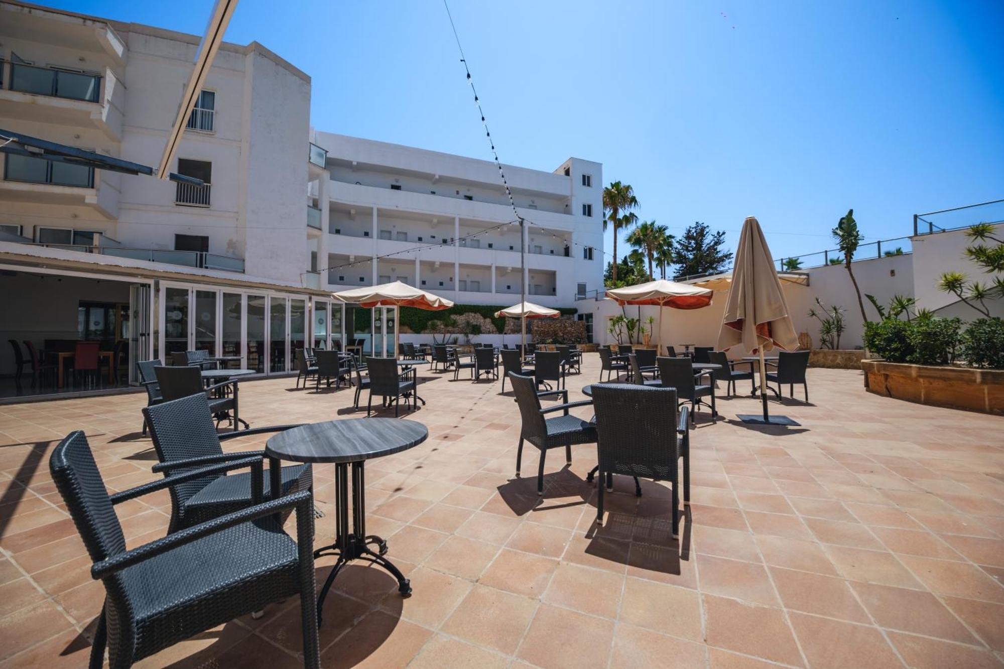 Hotel Ankaa - Adults Only Porto Cristo Exterior photo